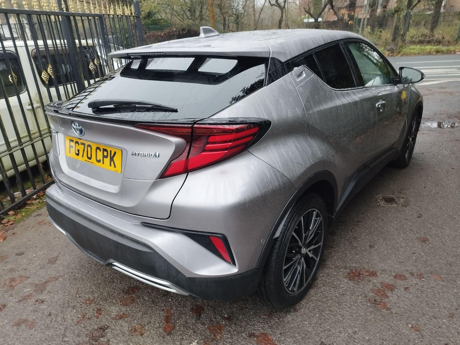 Used Toyota C-HR 2020 for sale - 76666734: Photo 2