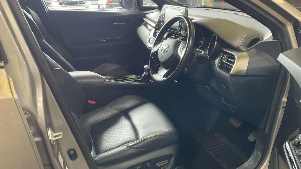 Used Toyota C-HR 2020 for sale - 76666734: Photo 9