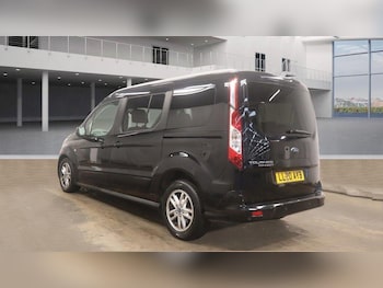 Used Ford Grand Tourneo Connect 2020 for sale - 76485044: Photo