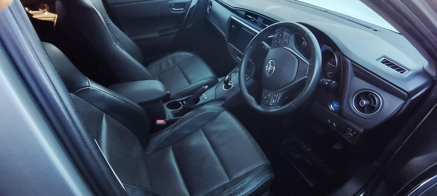 Used Toyota Auris 2018 for sale - 77511181: Photo 17