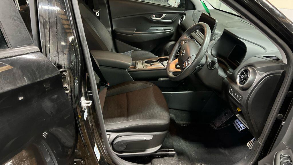 Used Hyundai KONA 2023 for sale - 77598875: Photo 11