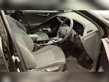 Used Kia Niro 2023 for sale - 78086199: Photo