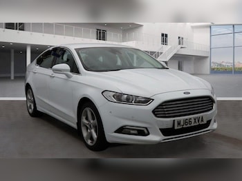 (66) - 2.0 TDCi Titanium Powershift Euro 6 (s/s) 5dr