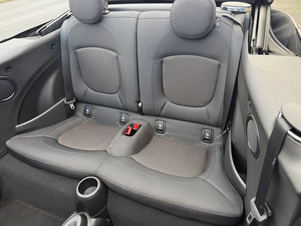 Used MINI Convertible 2018 for sale - 76840771: Photo 16