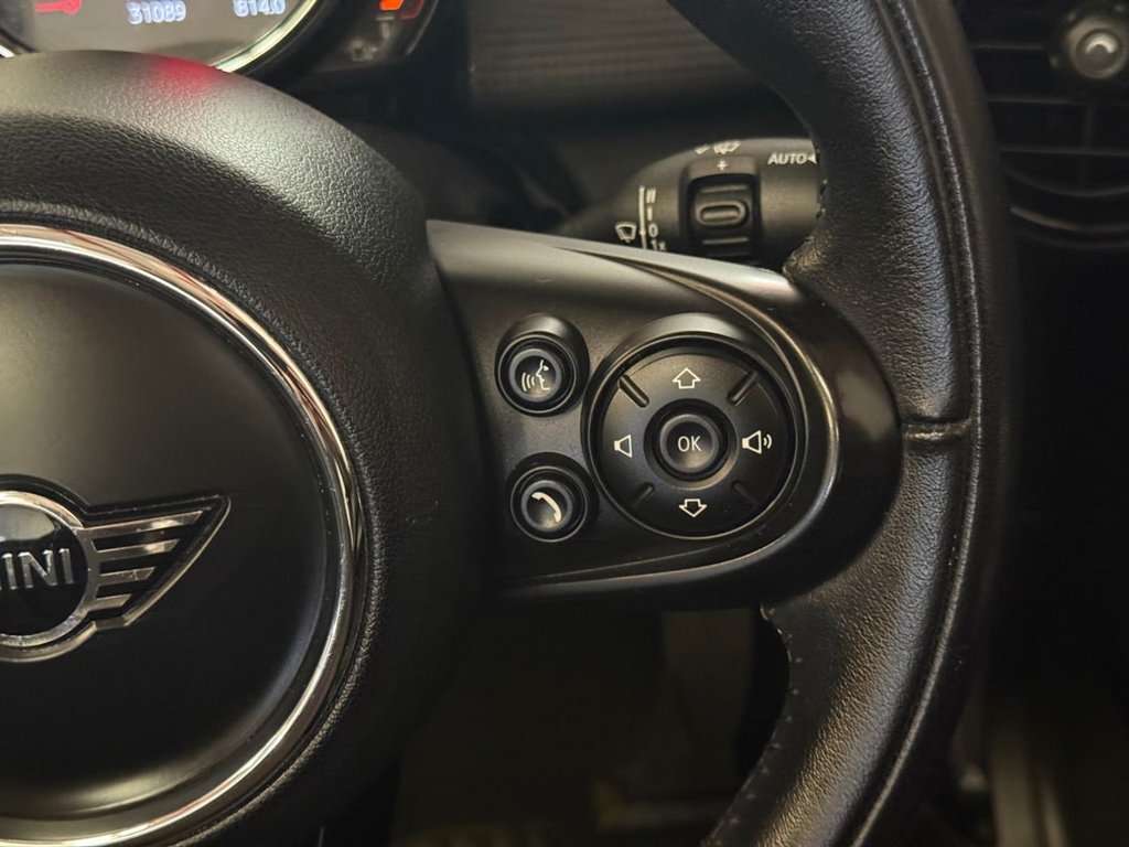 Used MINI Convertible 2018 for sale - 76840771: Photo 23