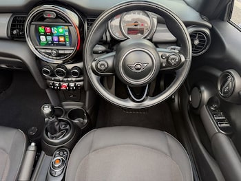 Used MINI Convertible 2018 for sale - 76840771: Photo