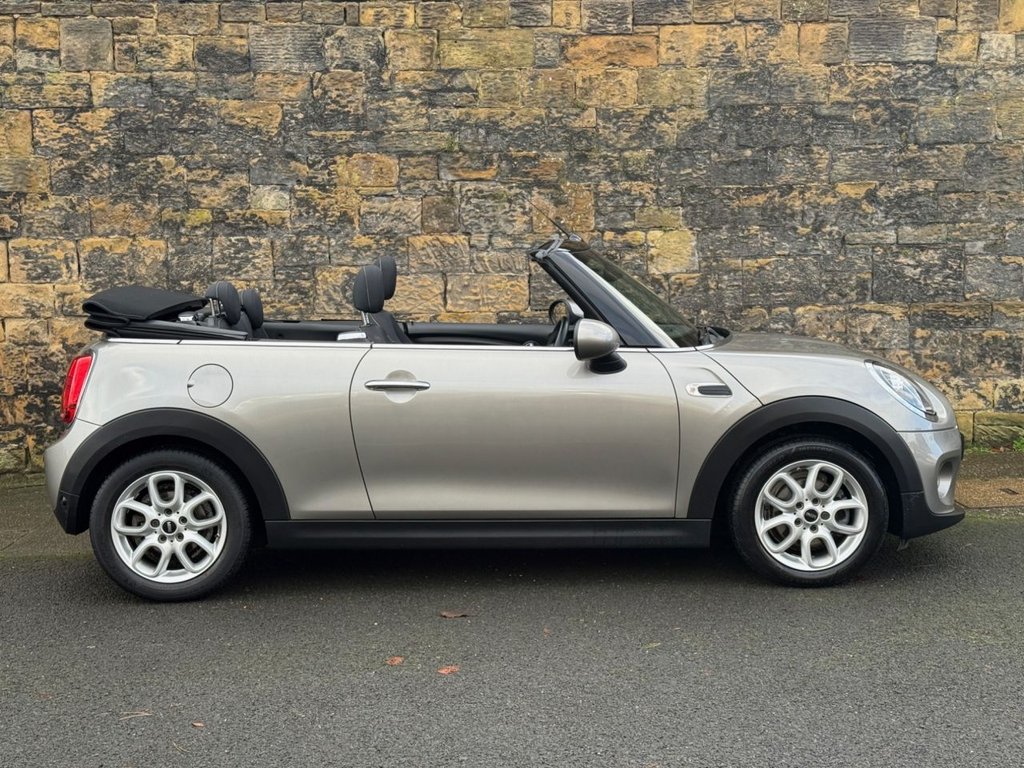 Used MINI Convertible 2018 for sale - 76840771: Photo 48