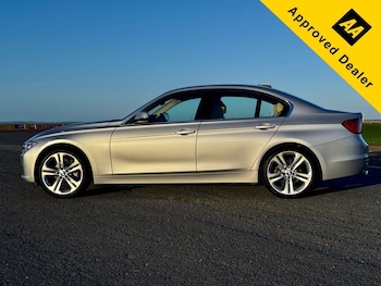 Used BMW 3 Series 2014 for sale - 76840997: Photo