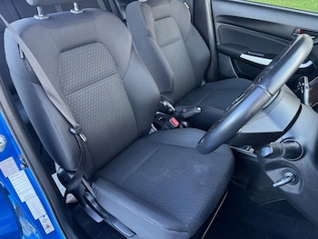 Used Suzuki Swift 2018 for sale - 77372932: Photo