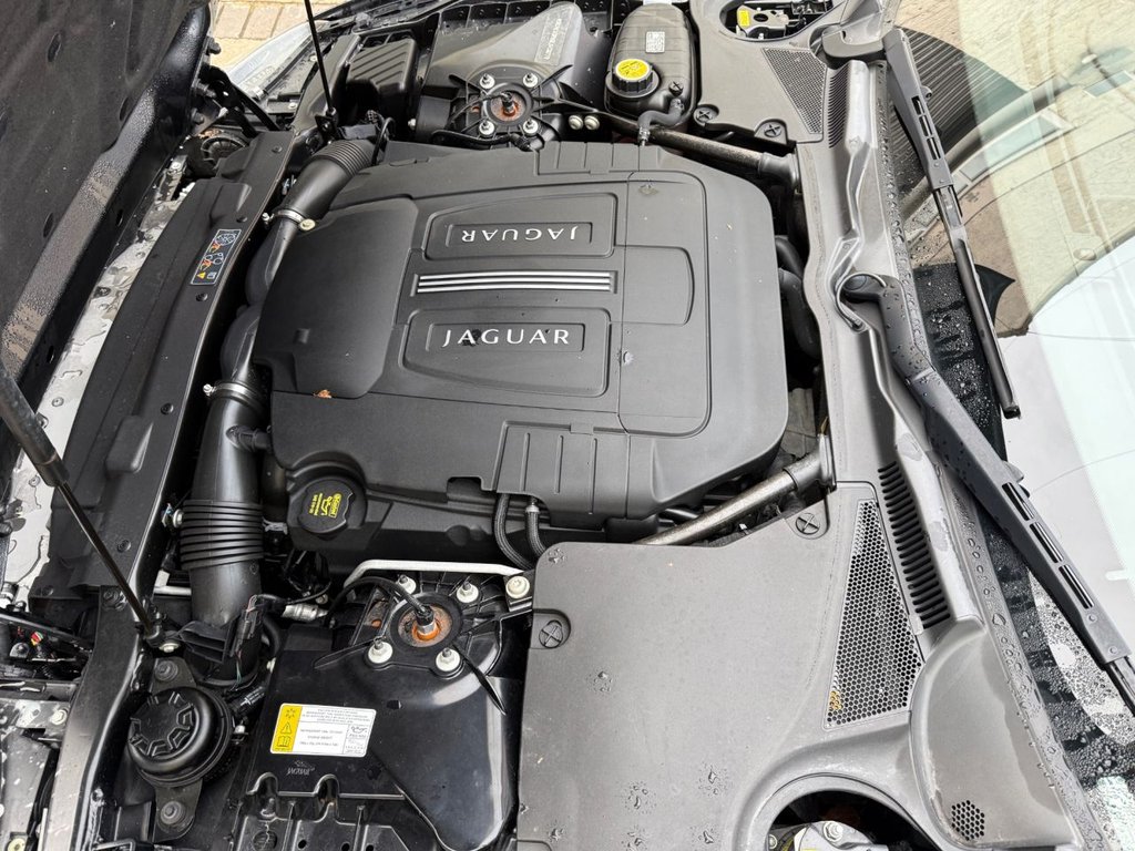 Used Jaguar XK 2011 for sale - 76841033: Photo 24