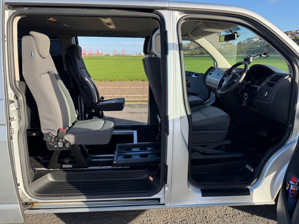 Used Volkswagen Transporter Shuttle 2014 for sale - 76841000: Photo 14