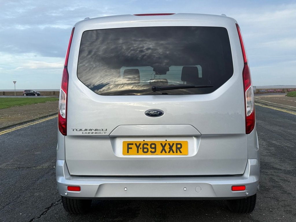 Used Ford Grand Tourneo Connect 2019 for sale - 76841366: Photo 15