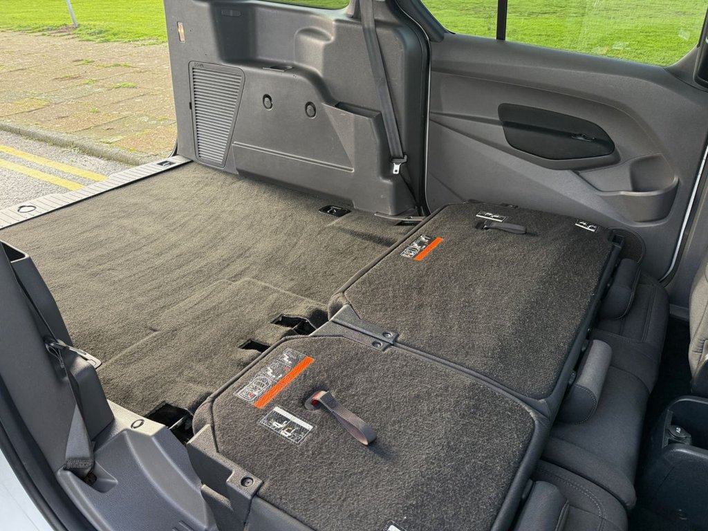 Used Ford Grand Tourneo Connect 2019 for sale - 76841366: Photo 27