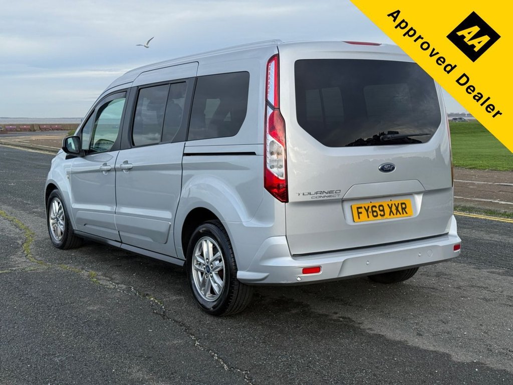 Used Ford Grand Tourneo Connect 2019 for sale - 76841366: Photo 4