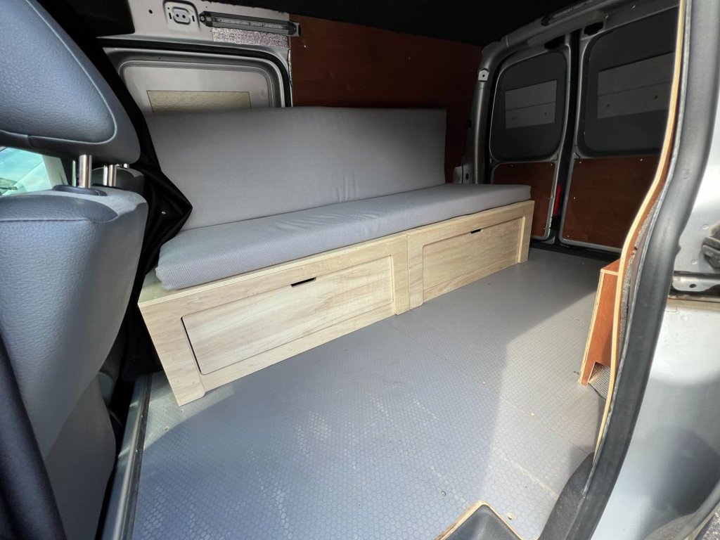 Used Volkswagen Caddy Maxi 2014 for sale - 76841065: Photo 11