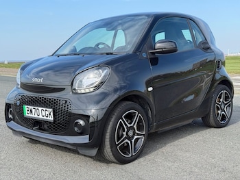smart fortwo feature image