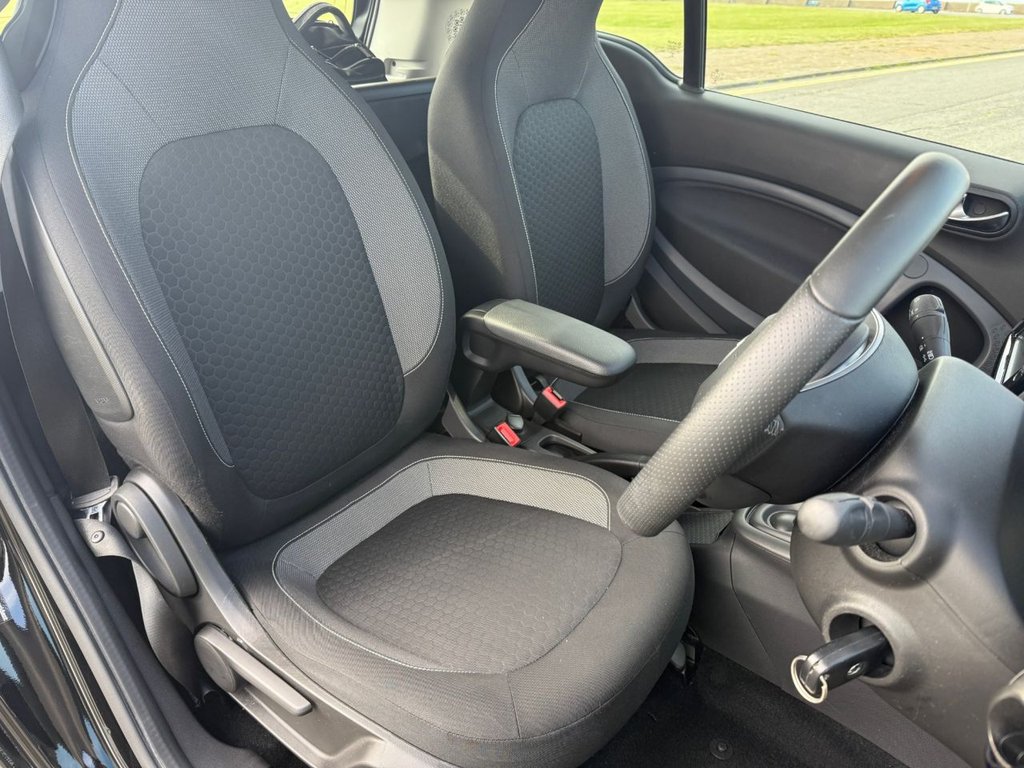 Used smart fortwo 2021 for sale - 77226906: Photo 4