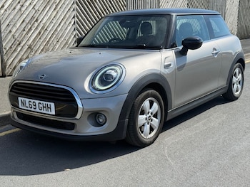 Used MINI Hatch 2019 for sale - 79466176: Photo