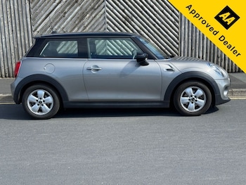 Used MINI Hatch 2019 for sale - 79466176: Photo