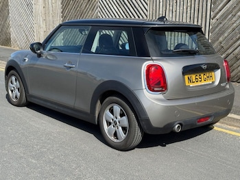 Used MINI Hatch 2019 for sale - 79466176: Photo