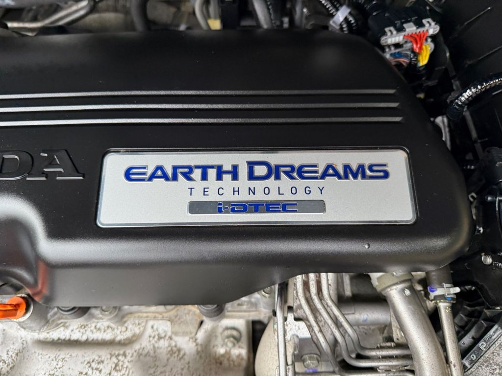 Used Honda CR-V 2018 for sale - 77534069: Photo 18