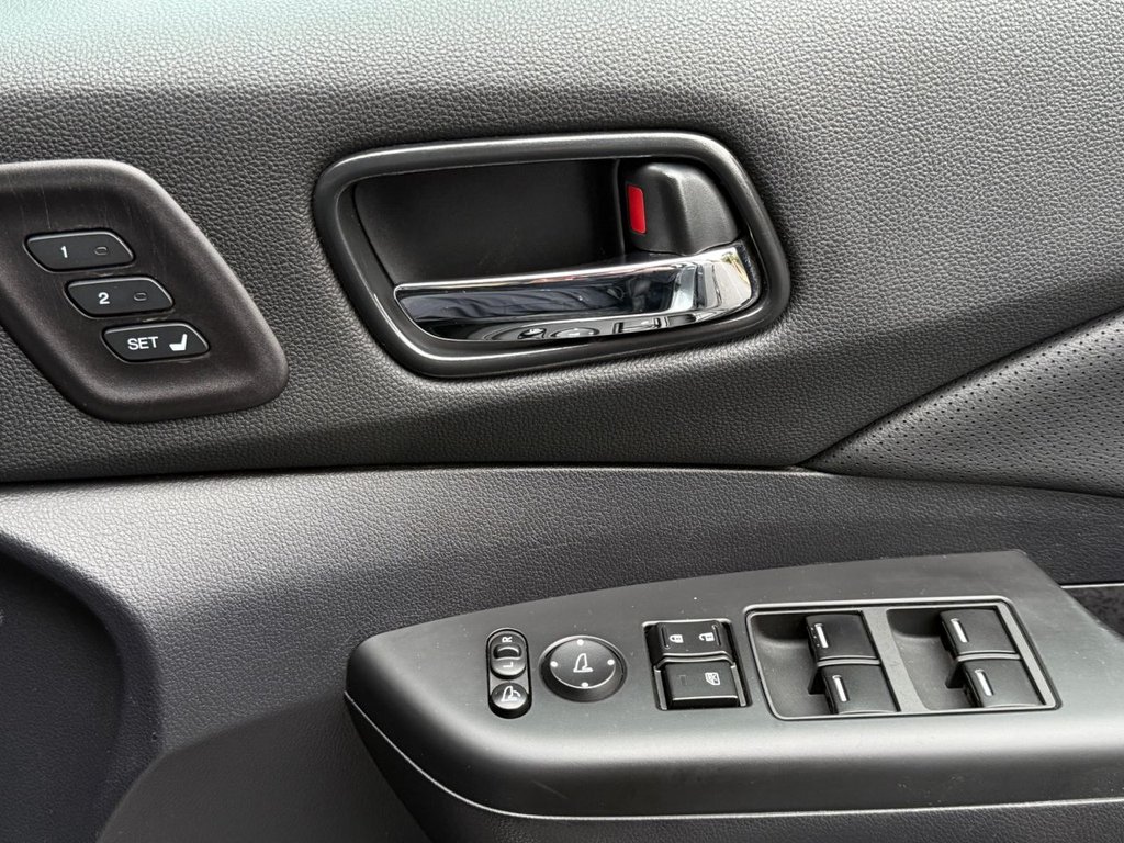 Used Honda CR-V 2018 for sale - 77534069: Photo 20