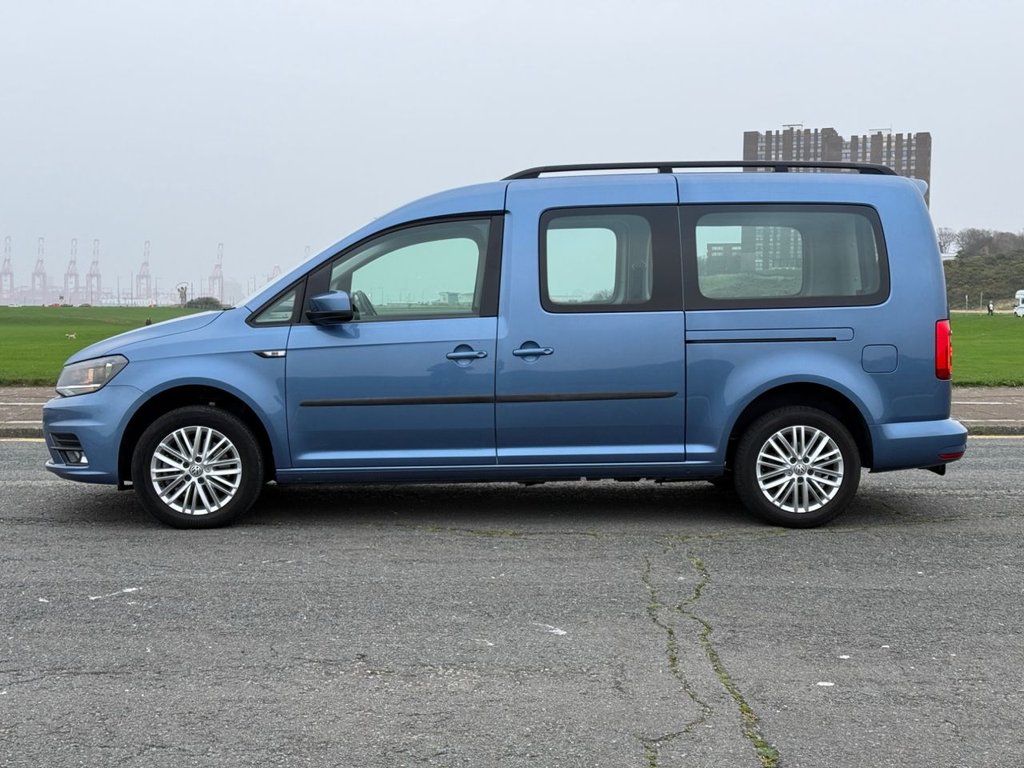 Used Volkswagen Caddy Maxi Life 2018 for sale - 76841094: Photo 12