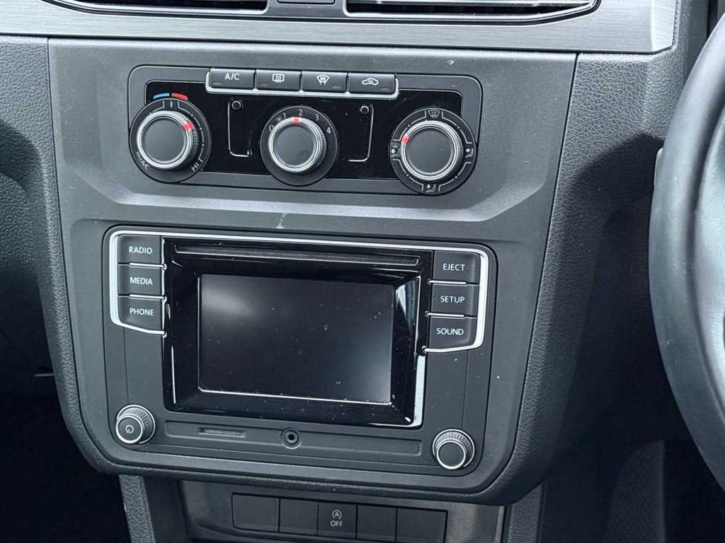 Used Volkswagen Caddy Maxi Life 2018 for sale - 76841094: Photo 20