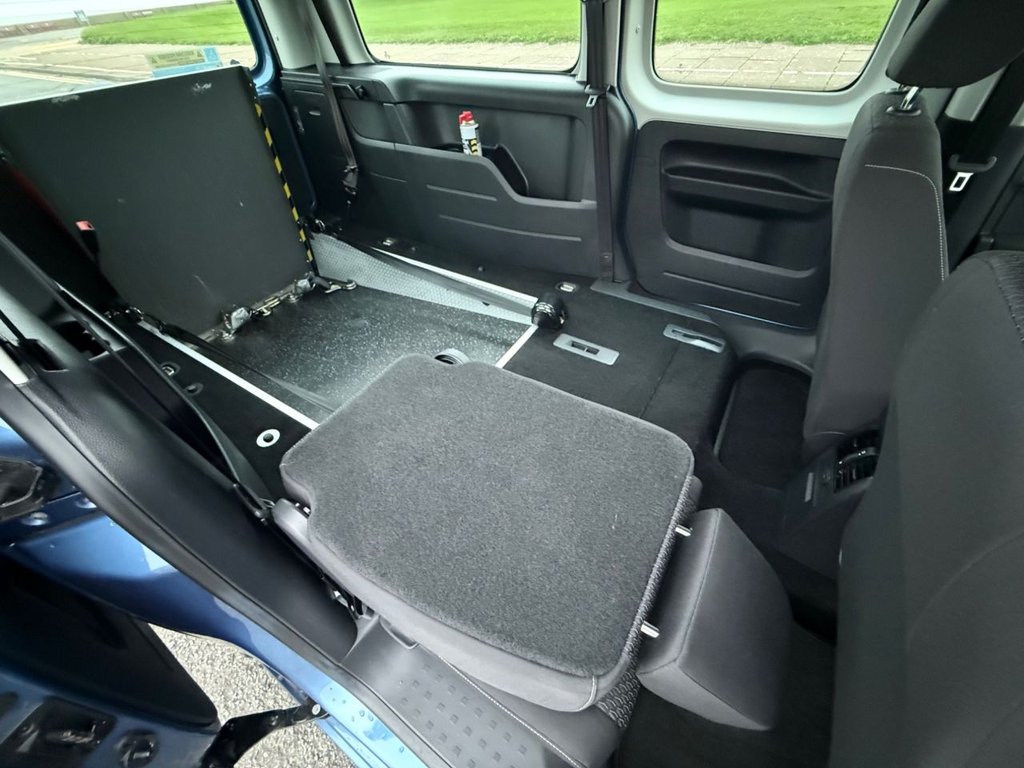 Used Volkswagen Caddy Maxi Life 2018 for sale - 76841094: Photo 25