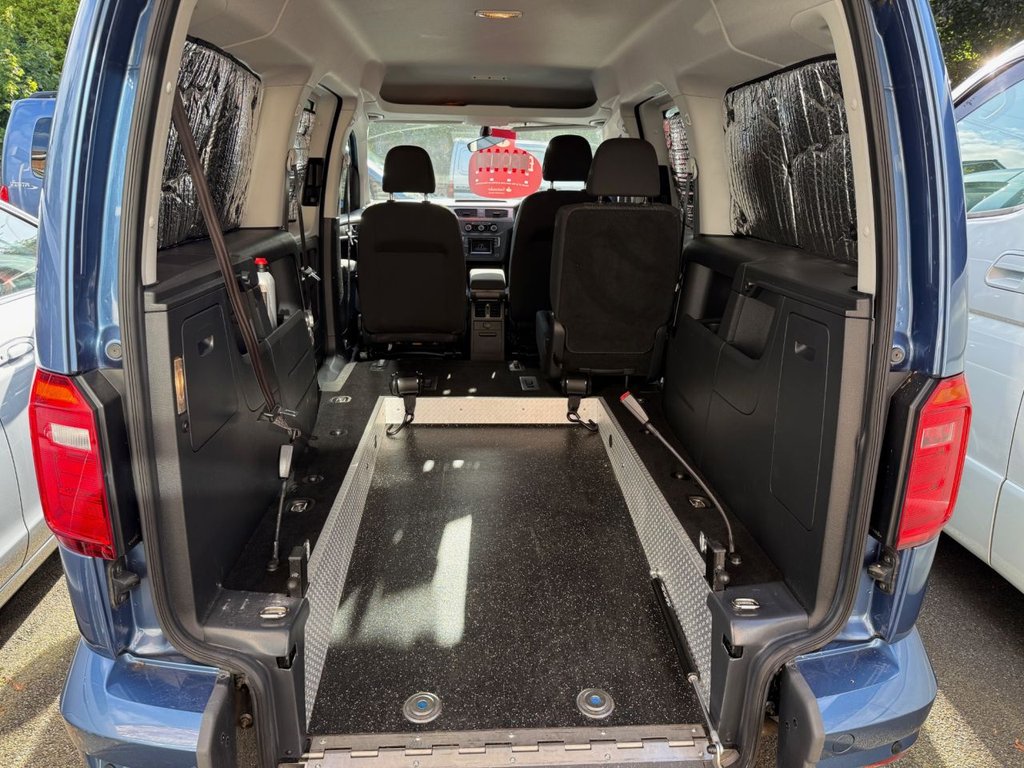 Used Volkswagen Caddy Maxi Life 2018 for sale - 76841094: Photo 4