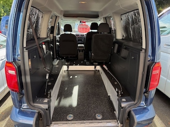 Used Volkswagen Caddy Maxi Life 2018 for sale - 76841094: Photo