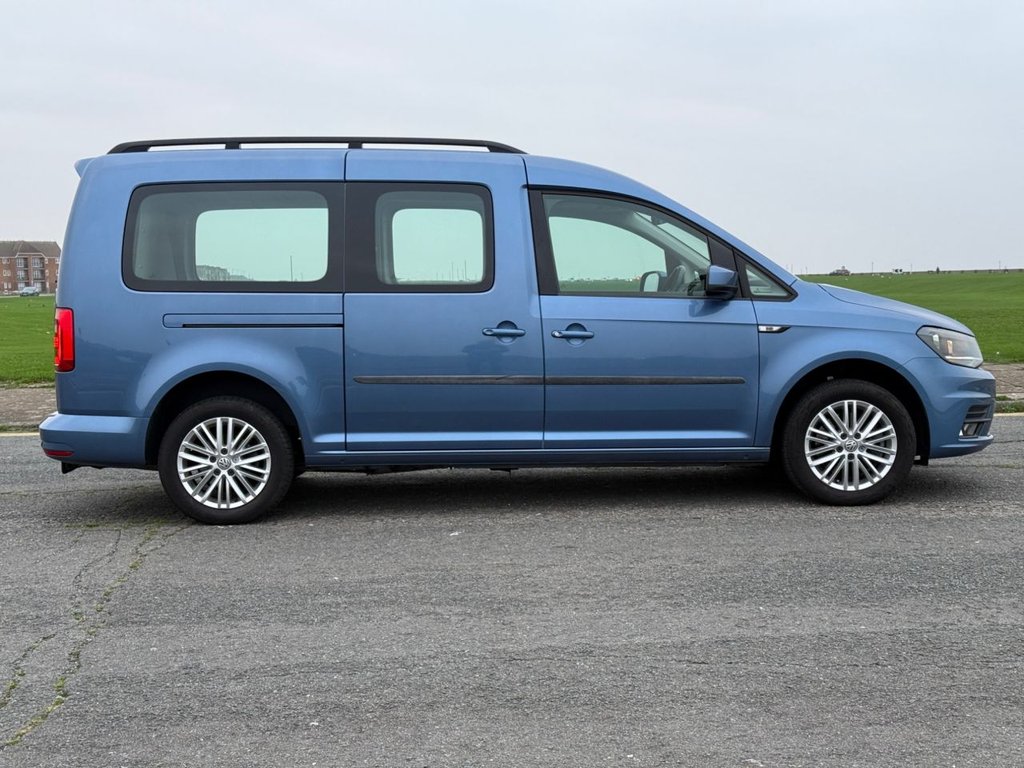 Used Volkswagen Caddy Maxi Life 2018 for sale - 76841094: Photo 6