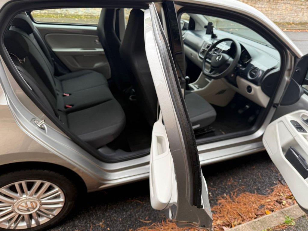 Used Volkswagen up! 2019 for sale - 76840945: Photo 18