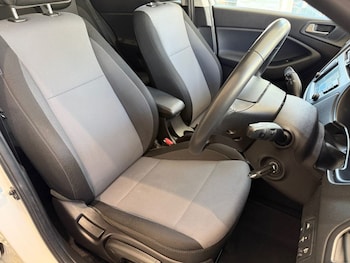 Used Hyundai i20 2020 for sale - 78377375: Photo