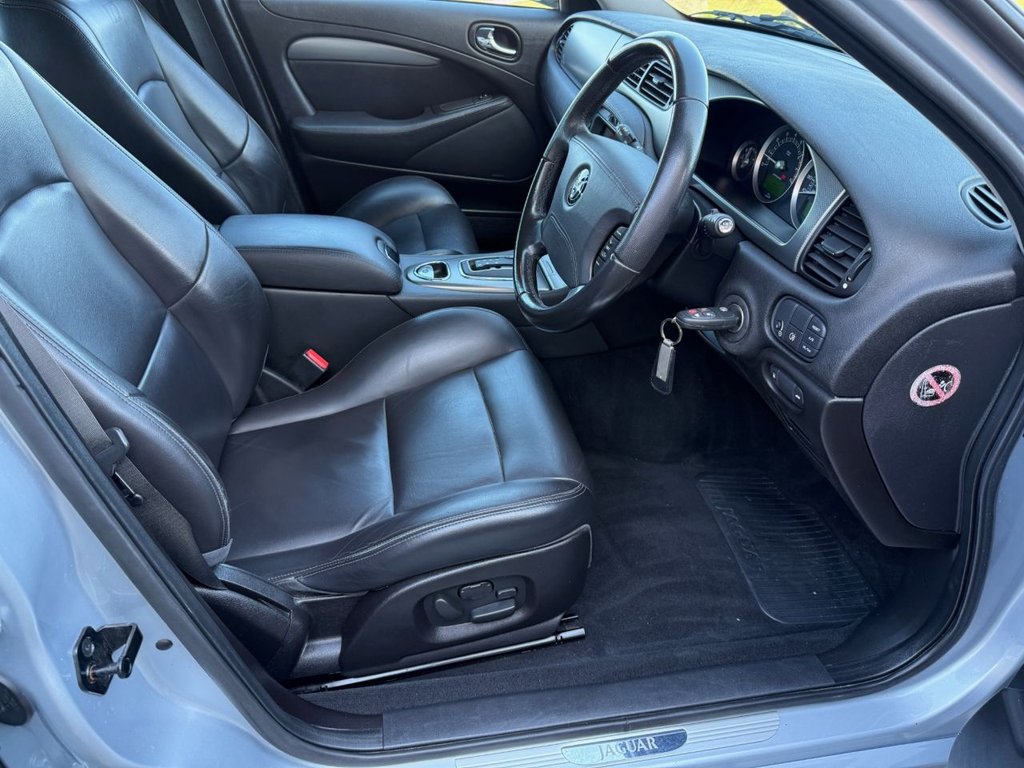 Used Jaguar S-Type 2006 for sale - 76841087: Photo 26