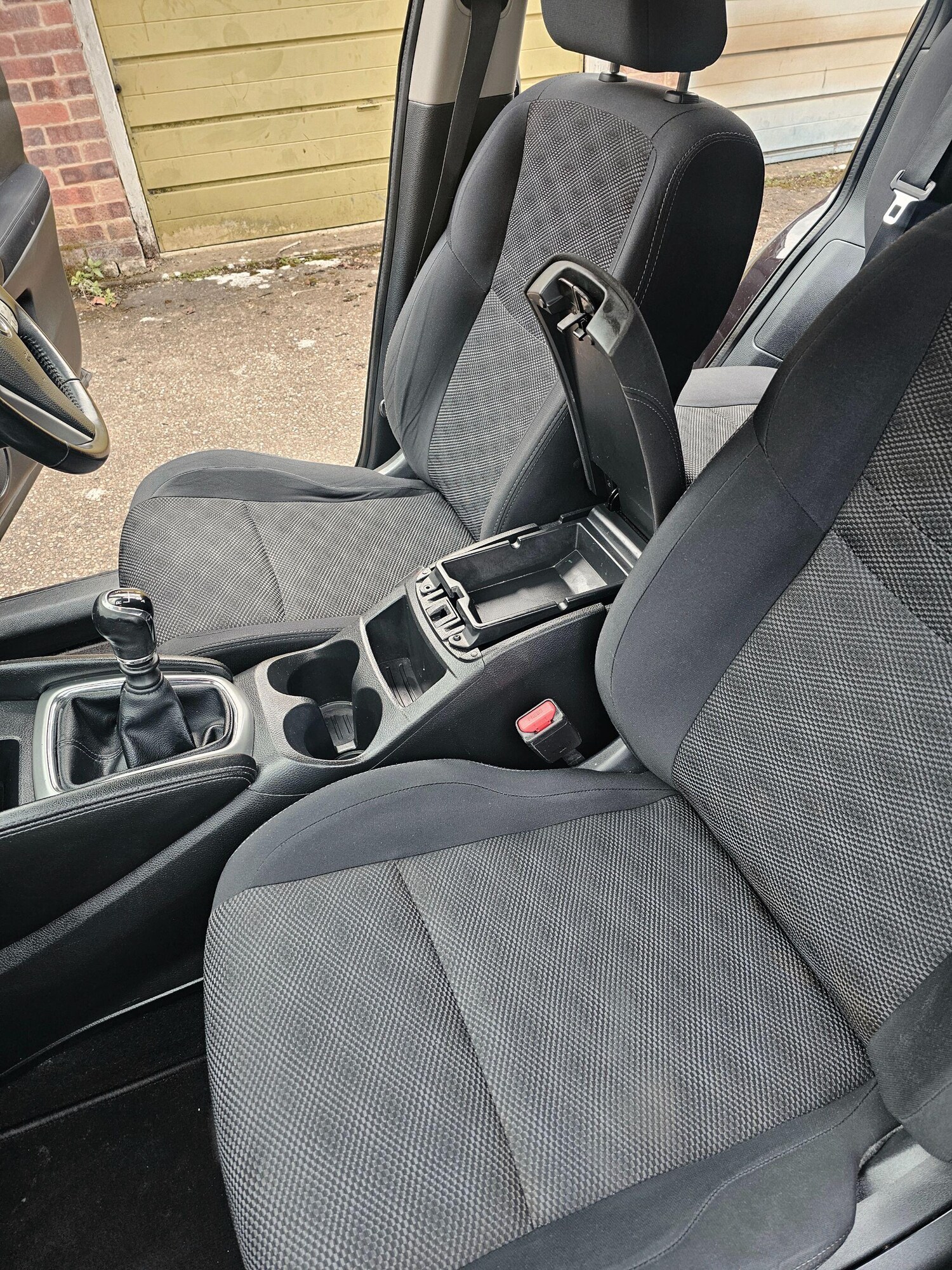 Used Nissan Qashqai 2016 for sale - 77908917: Photo 25