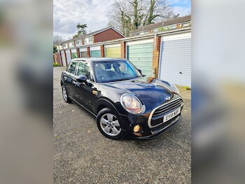 Used MINI Hatch 2018 for sale - 77909427: Photo