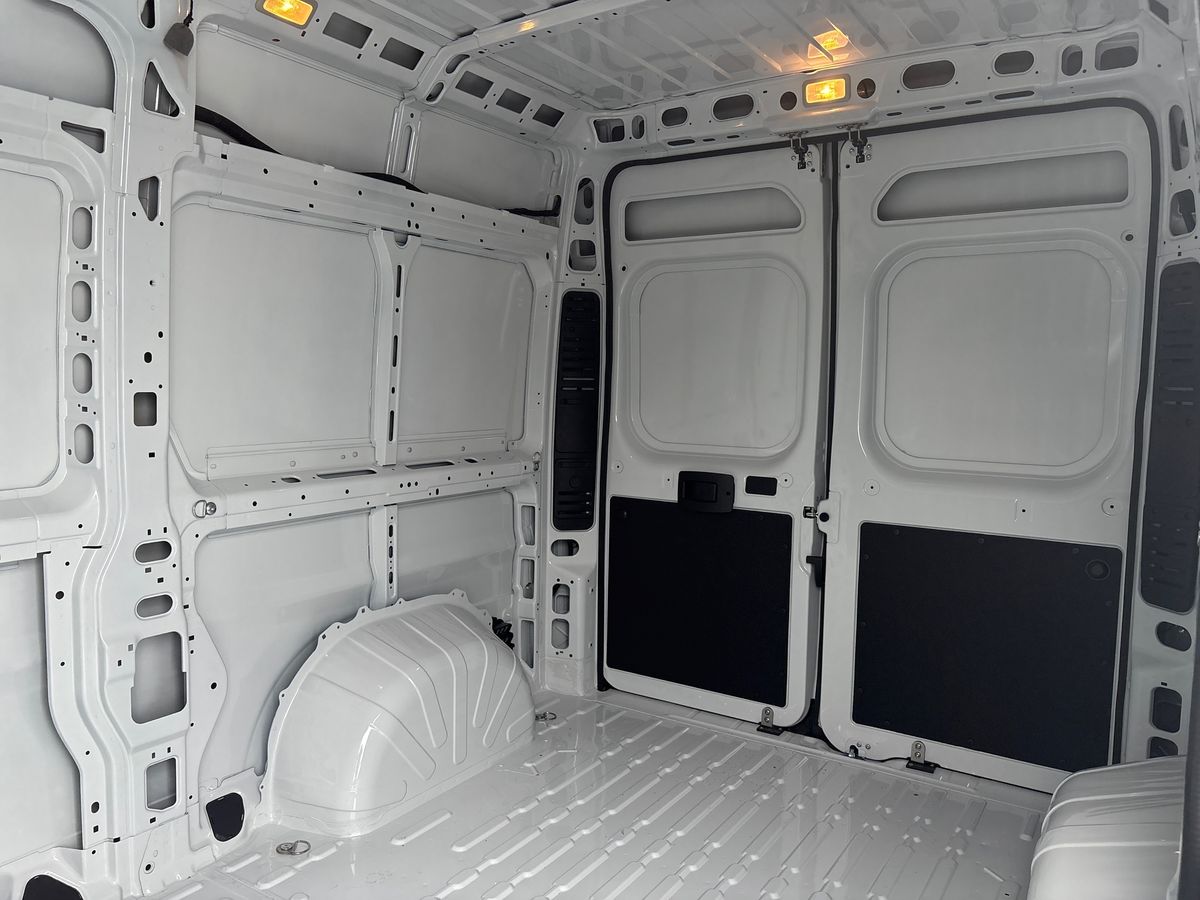 Used Vauxhall Movano 2025 for sale - 76163931: Photo 11