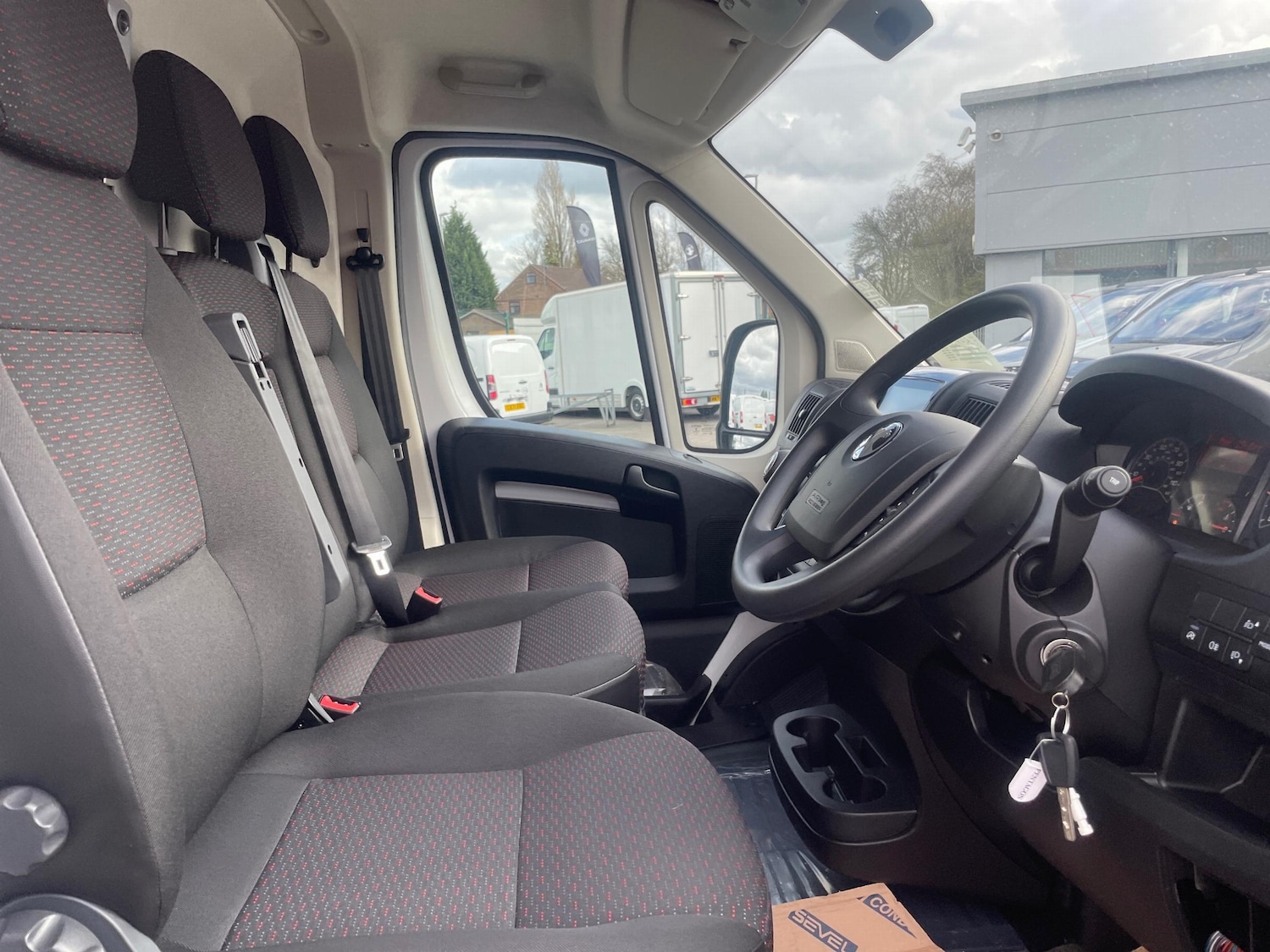 Used Vauxhall Movano 2023 for sale - 76516083: Photo 4