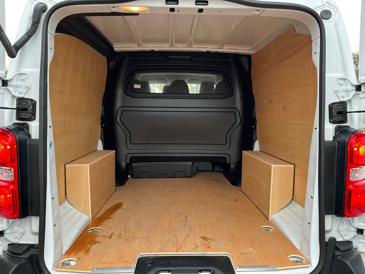 Used Vauxhall Vivaro 2024 for sale - 76718577: Photo 11