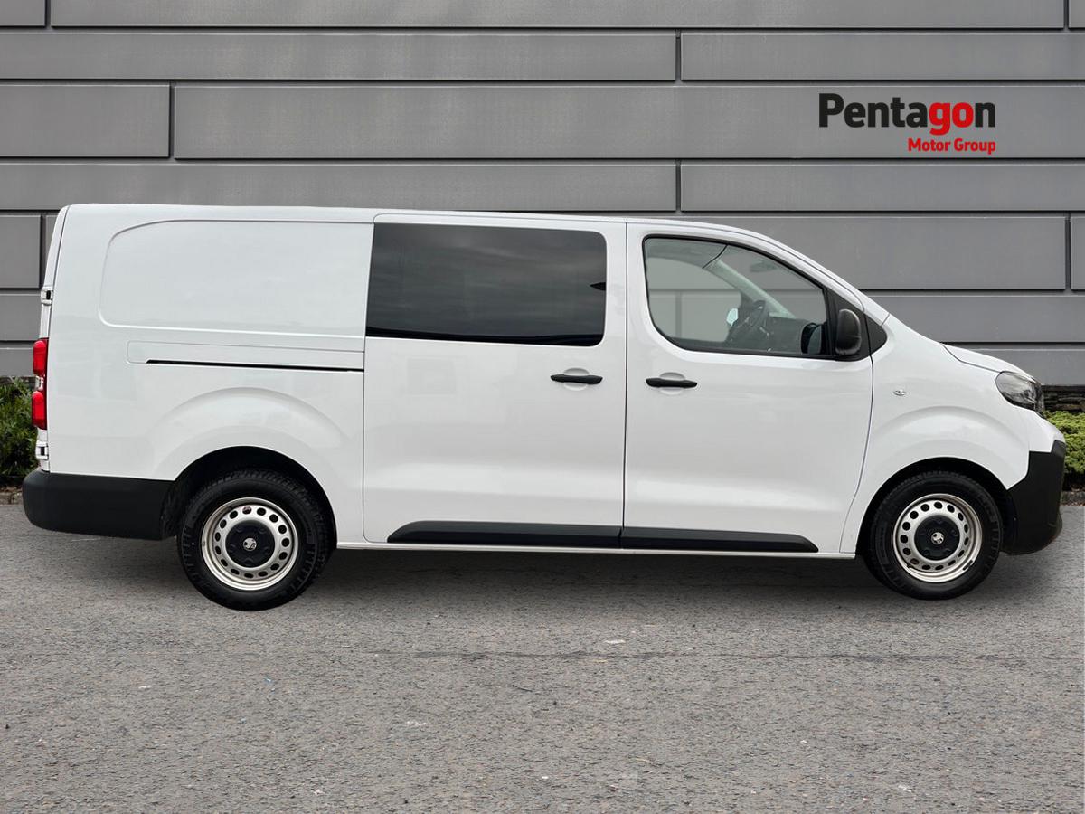 Used Vauxhall Vivaro 2024 for sale - 76718577: Photo 13
