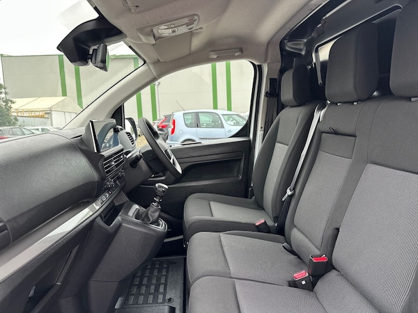 Used Vauxhall Vivaro 2024 for sale - 76069911: Photo 9