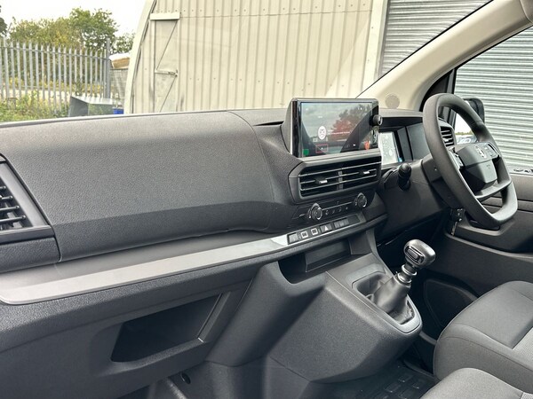 Used Vauxhall Vivaro 2025 for sale - 76163905: Photo 9