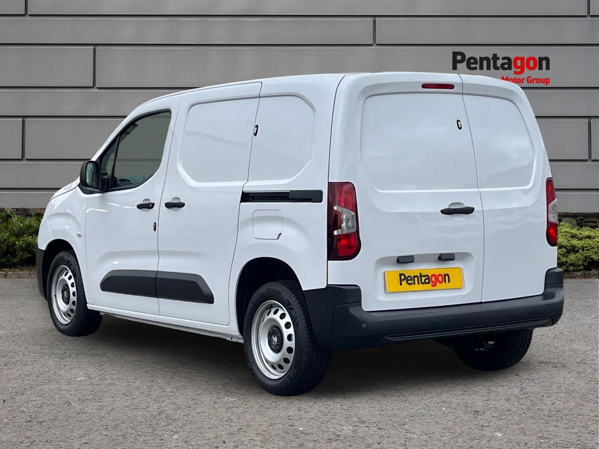 Used Vauxhall Combo 2025 for sale - 76163923: Photo 2