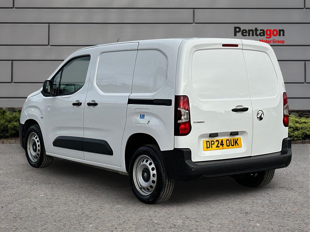 Used Vauxhall Combo 2024 for sale - 76186195: Photo 2