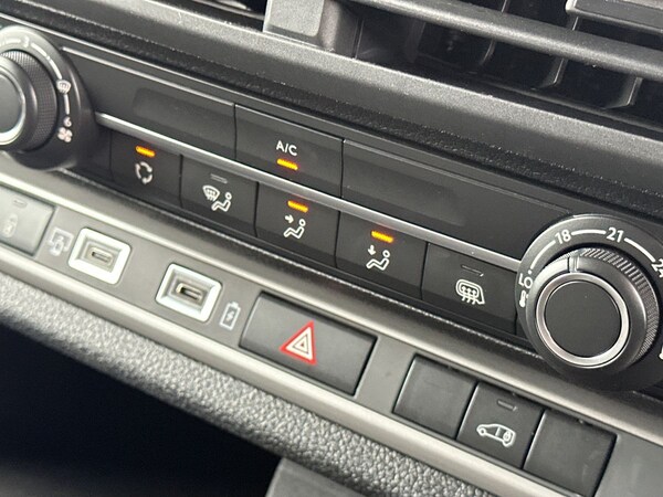 Used Vauxhall Vivaro 2025 for sale - 76163900: Photo 23