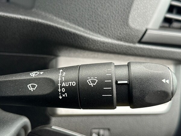 Used Vauxhall Vivaro 2025 for sale - 76163900: Photo 28
