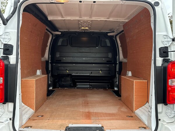Used Vauxhall Vivaro 2021 for sale - 76186172: Photo 12