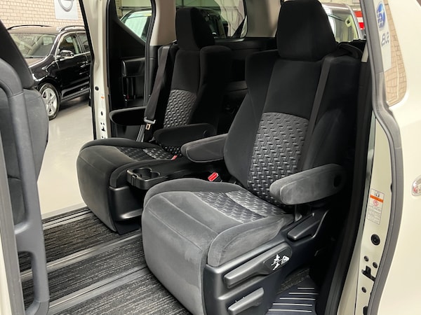 Used Toyota Vellfire 2015 for sale - 75039435: Photo 13