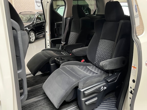 Used Toyota Vellfire 2015 for sale - 75039435: Photo 14